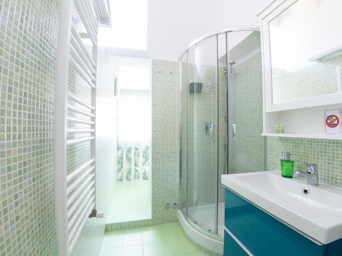 The Best Rent - Beautiful Apartment With Terrace Near Colosseo Ρώμη Εξωτερικό φωτογραφία